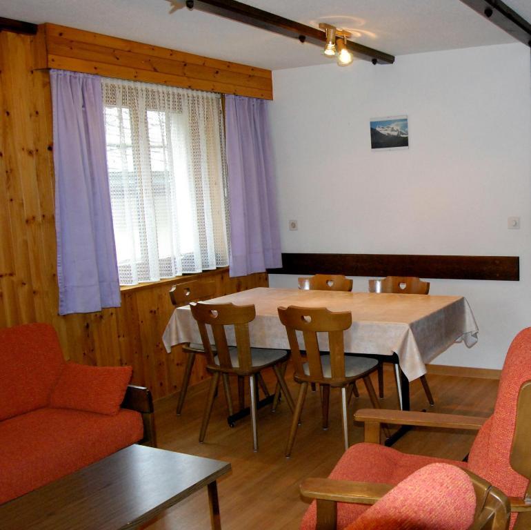 Ferienwohnung Haus Alba Saas-Almagell Zimmer foto