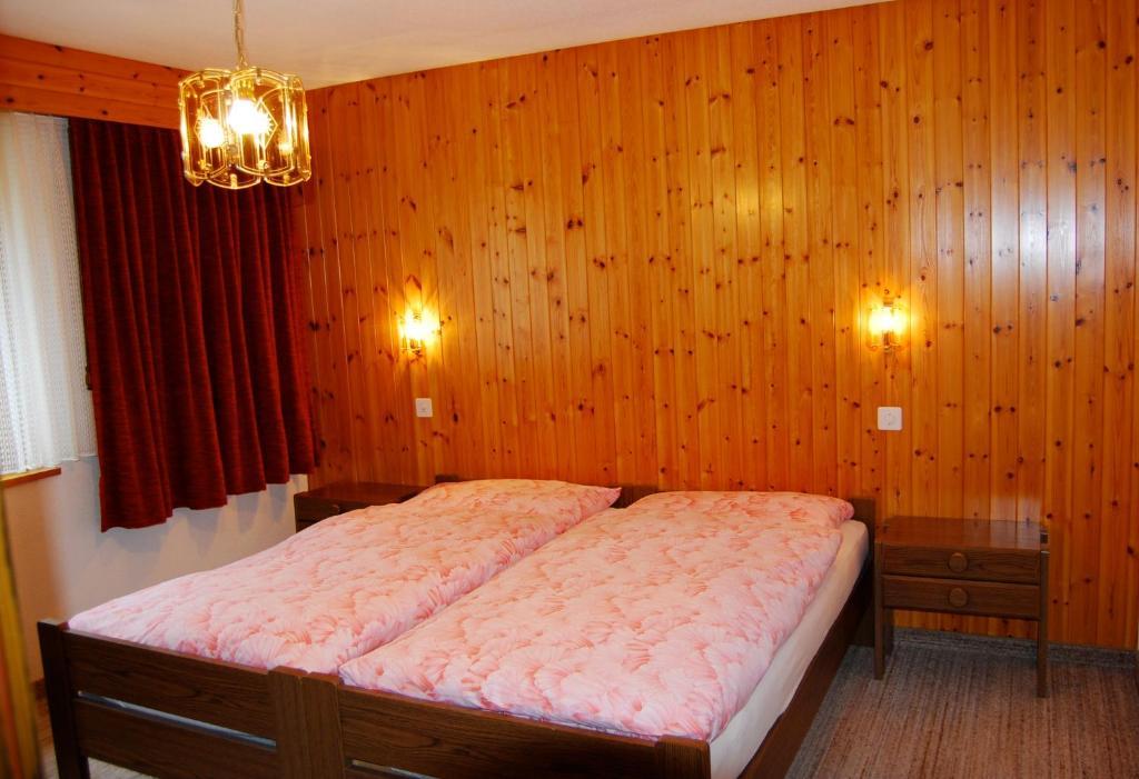 Ferienwohnung Haus Alba Saas-Almagell Zimmer foto