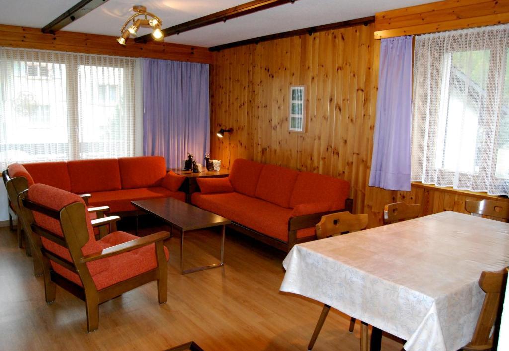 Ferienwohnung Haus Alba Saas-Almagell Zimmer foto